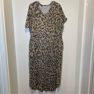 Bom‎ Bom Gray and Black cheetah Dress women’s size large